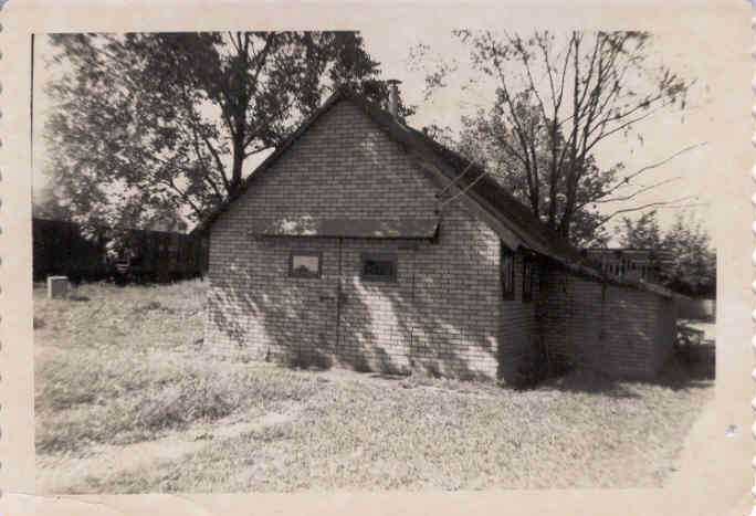 The garage of Earl Clemmons where Kleen Pak Manufacturing Company started.